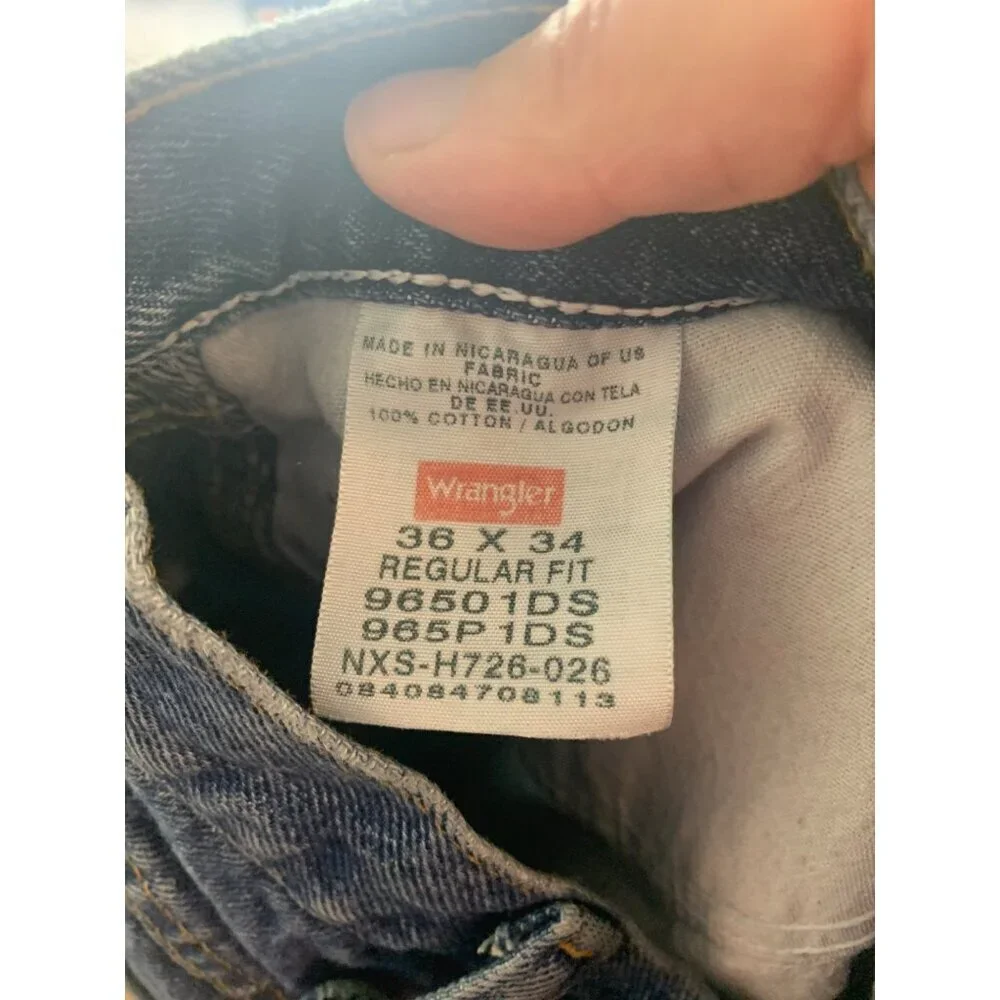 Wrangler Regular Fit Denim Blue Jeans Men's Size 36x34 Straight Leg Z2